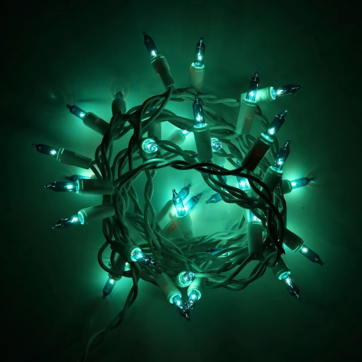 100-bulb Teal Mini Lights, 6" Spacing, Green Wire 6 100-bulb Teal Mini Lights, 6" Spacing, Green Wire - Image 4