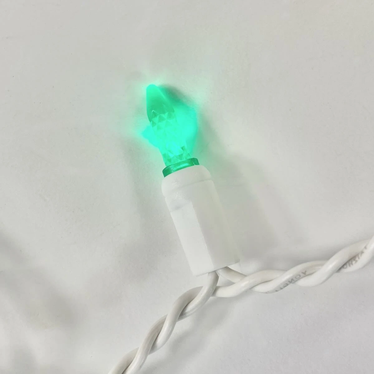 100-light M5 Green LED Icicle Lights, White Wire 6 100-light M5 Green LED Icicle Lights, White Wire - Image 4