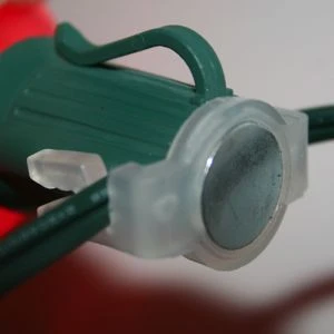 500 Magnetic Christmas Light Clips For Both C7 And C9 Cords SPT-1 4 500 Magnetic Christmas Light Clips For Both C7 And C9 Cords SPT-1 - Image 2