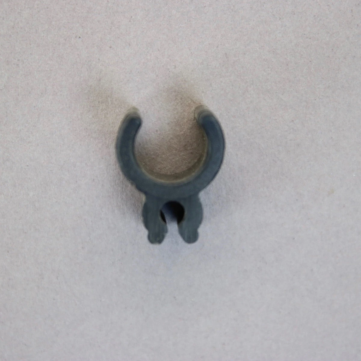 5000 3/16" Sculpture Clips, Black 4 5000 3/16" Sculpture Clips, Black - Image 2