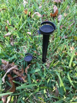 Lawn Speed Stake - 5 Inch - 500 Pieces -Decorative Lighting Store short and tall stake
